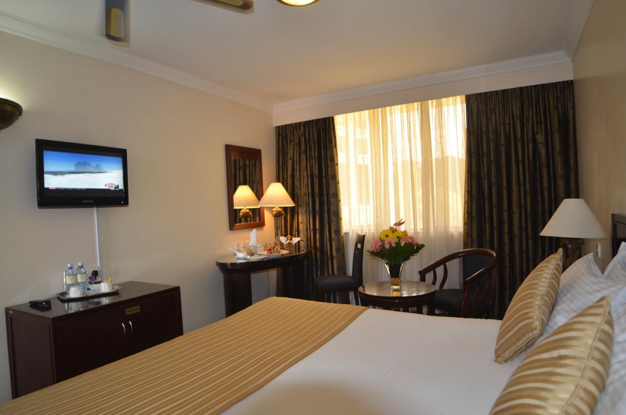 Jacaranda Hotel Найроби Экстерьер фото