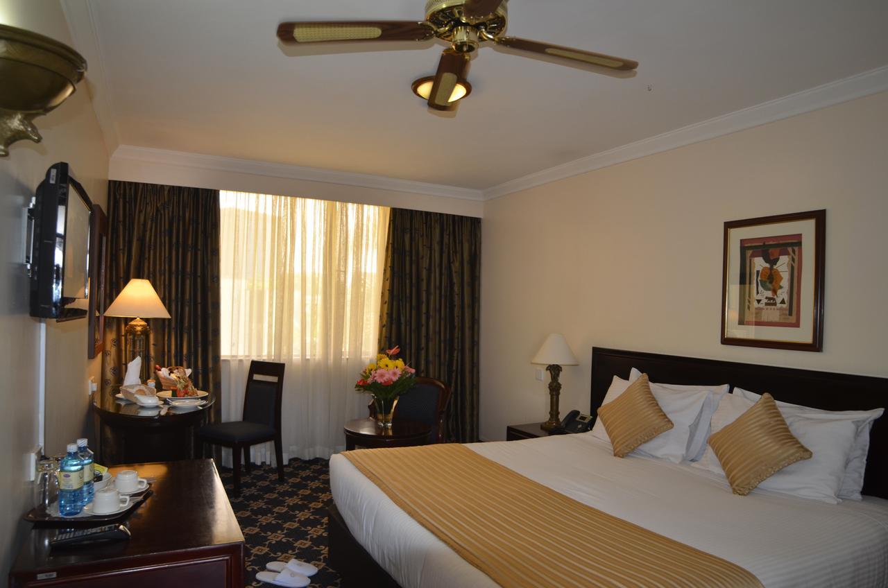 Jacaranda Hotel Найроби Экстерьер фото